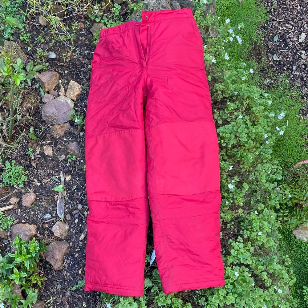 LL bean kids snow pants. Warm and water proof. Size 10.